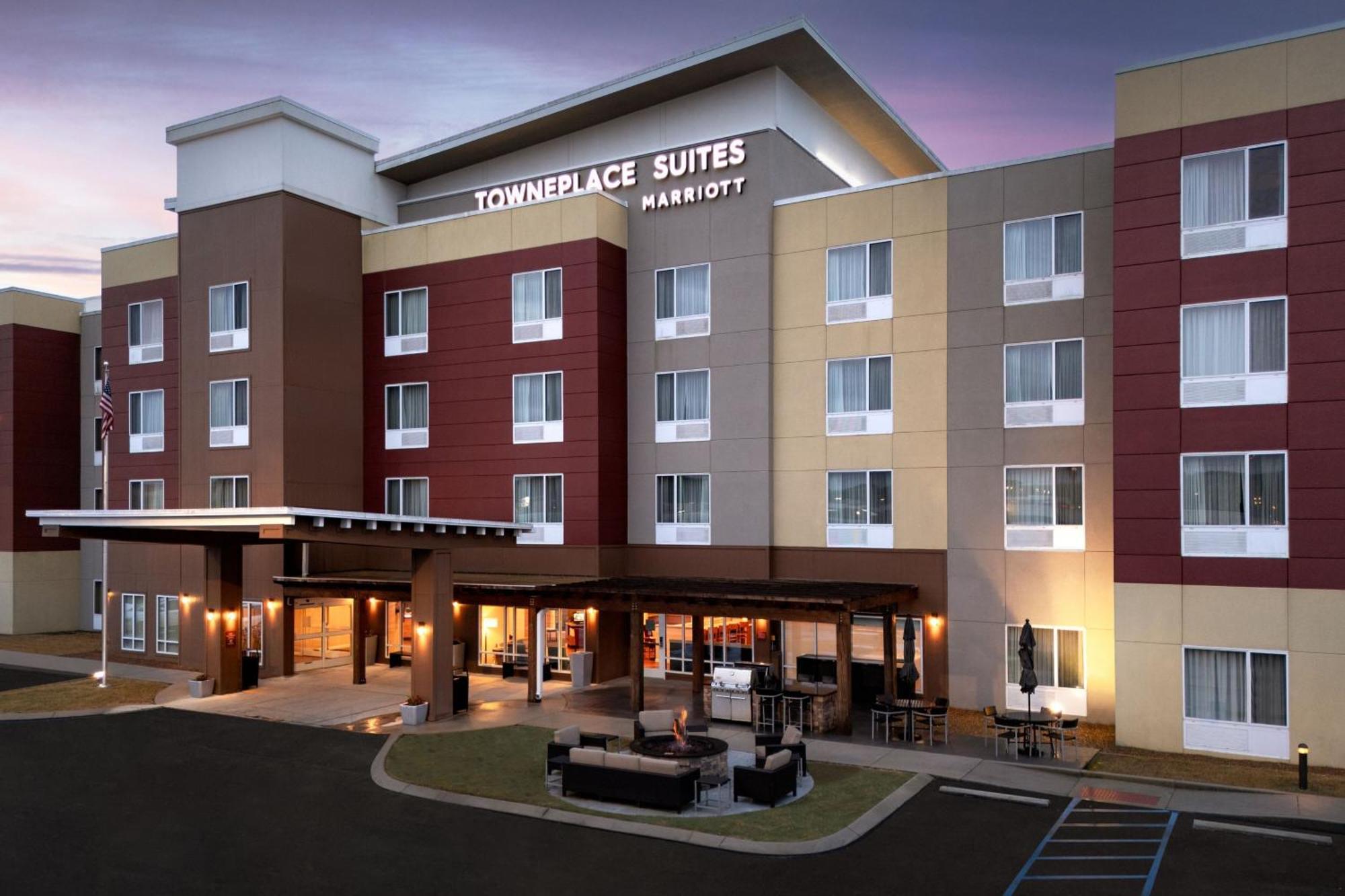 Towneplace Suites By Marriott Cleveland Exteriör bild